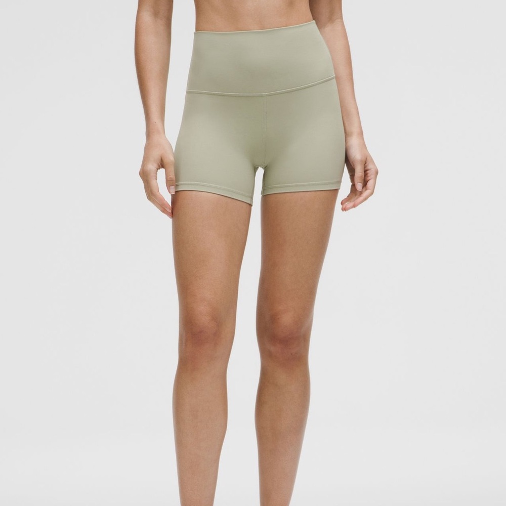 Lululemon align high rise short 4” inseam size 8 never worn. Fog Green.